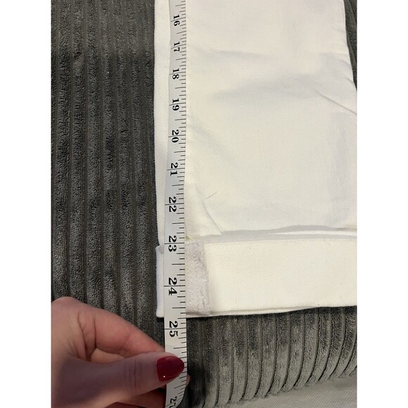 Womans Hudsons USA Size 28 Ginny Crop Straight Cuffed EUC - Picture 8 of 12